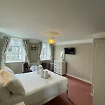 Riverside 2*