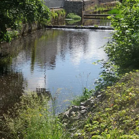 Riverside Restaurant&guesthouse Charlestown
