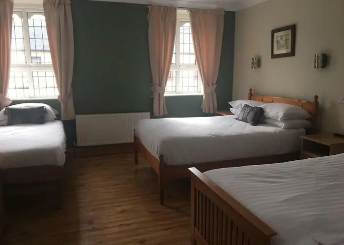 Riverside 2* Charlestown